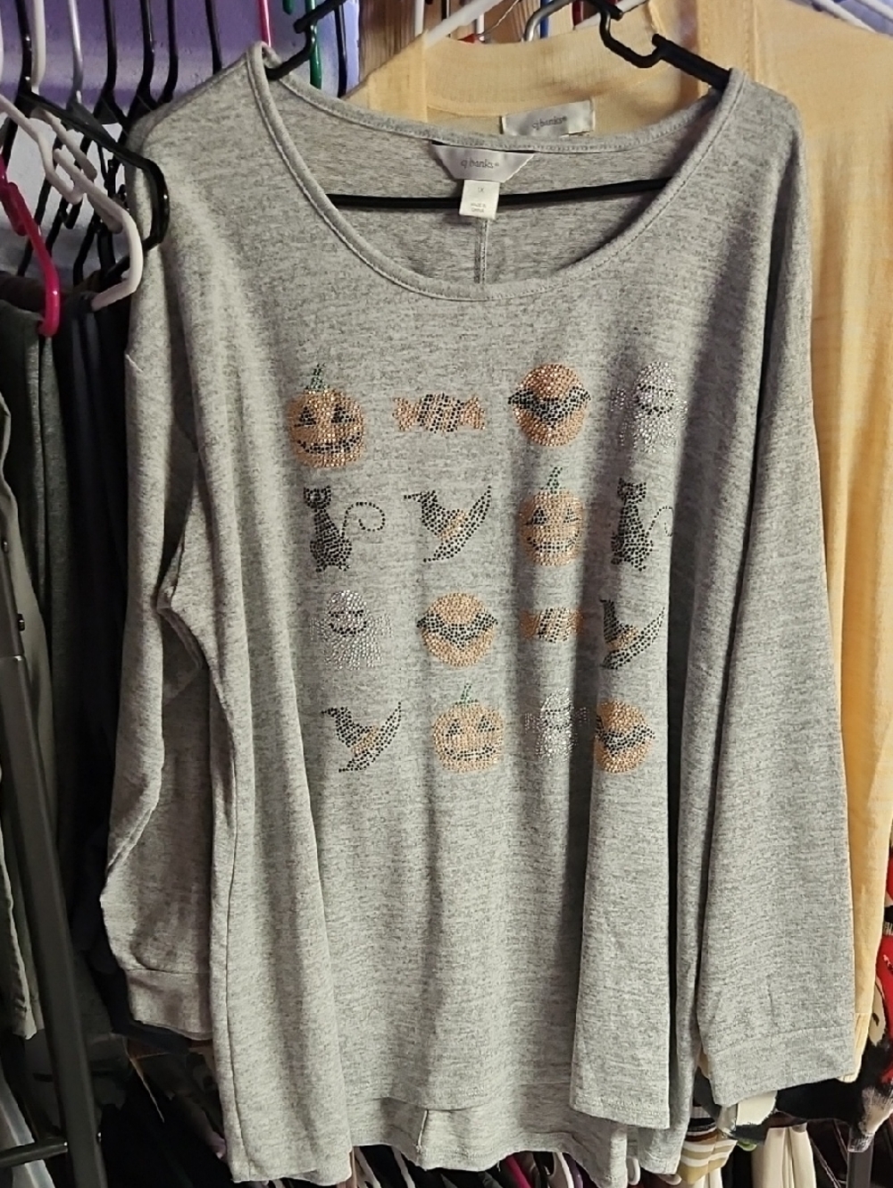 CJ Banks Gray Knit Top with Cream Accent